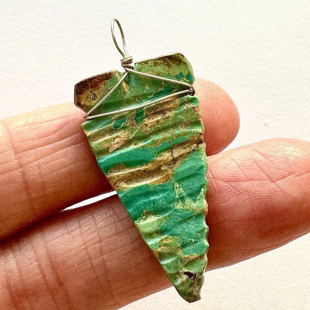 Navajo Arrowhead Pendant Turquoise 1.5in Fetish Hand Carved Native Am Sterling